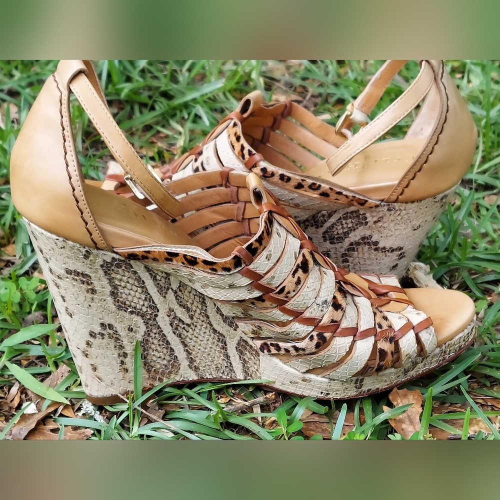 Cole Haan Nike  Air Colab Minka Wedge Sandal. Size 7B